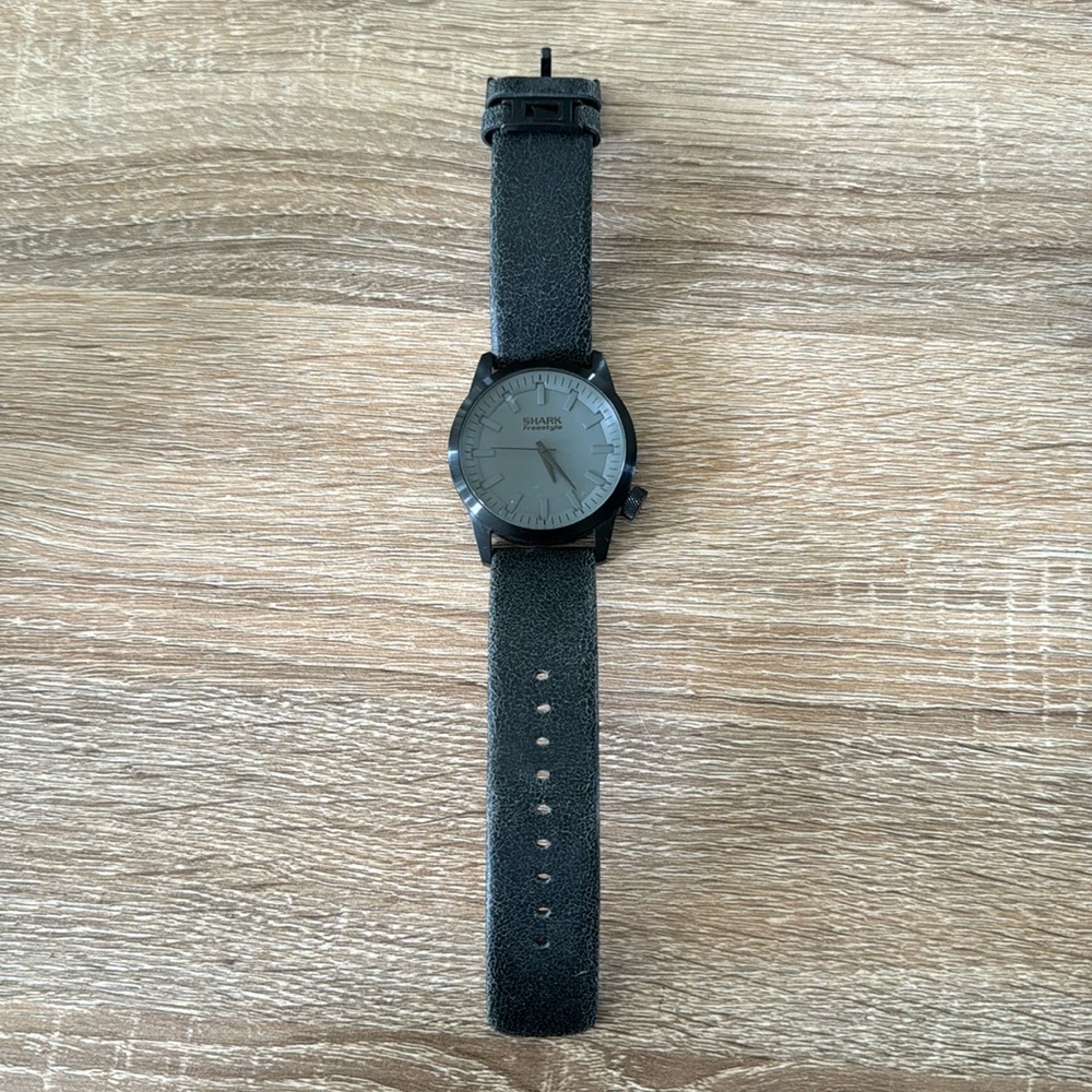 Shark Freestyle watch, 50 meters water proof